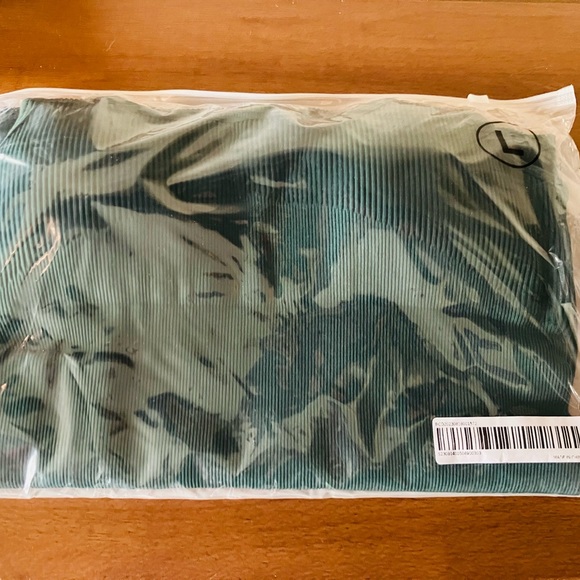 Viral TikTok Ribbed Sleeveless Body Suit Green Large NIP - Picture 4 of 5